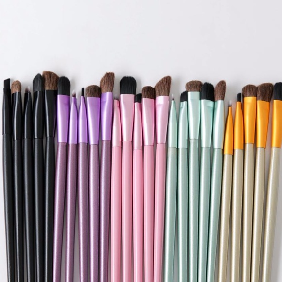 NEW 5pc Travel Makeup Brush Set W/Case - Picture 6 of 8